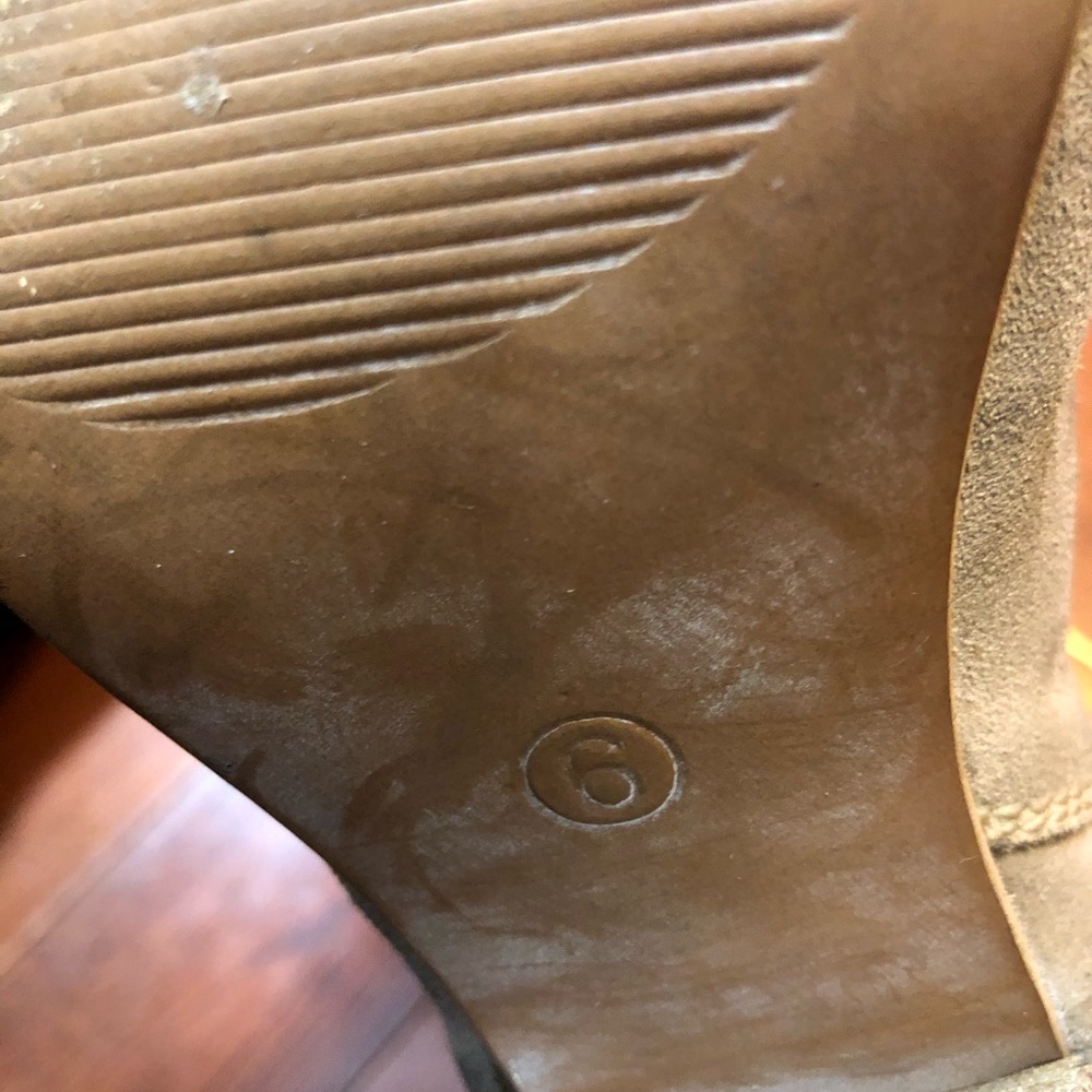 Heels - Picture 5 of 5